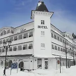 Loev - Vela Hotels