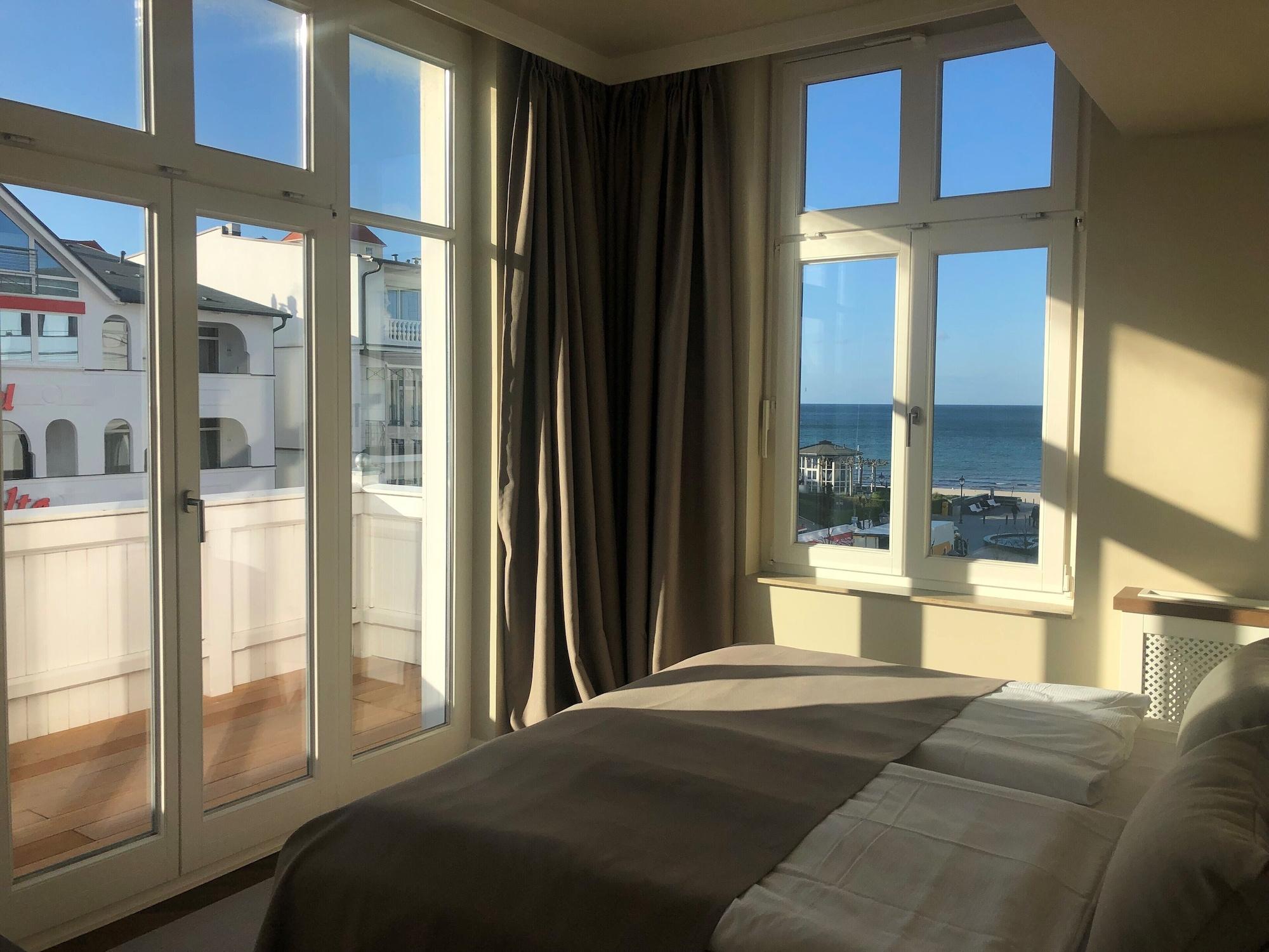 Loev - Vela Hotel