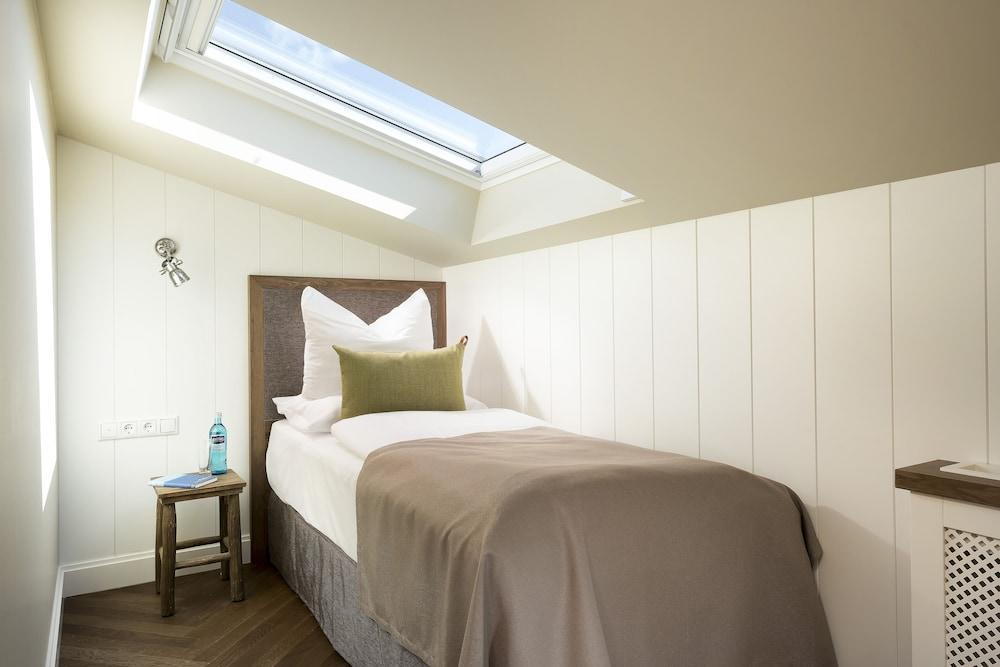 Loev - Vela 4* Binz